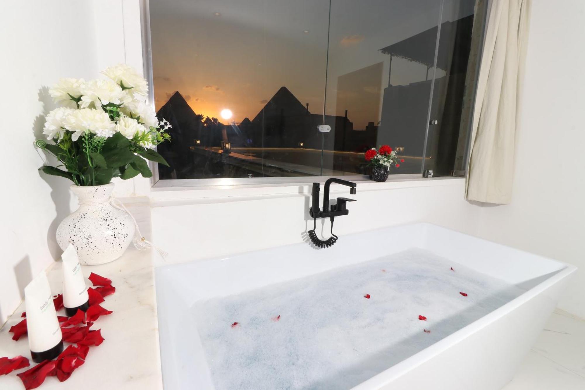 West Pyramids Hotel Kafret el-Gabal Екстериор снимка
