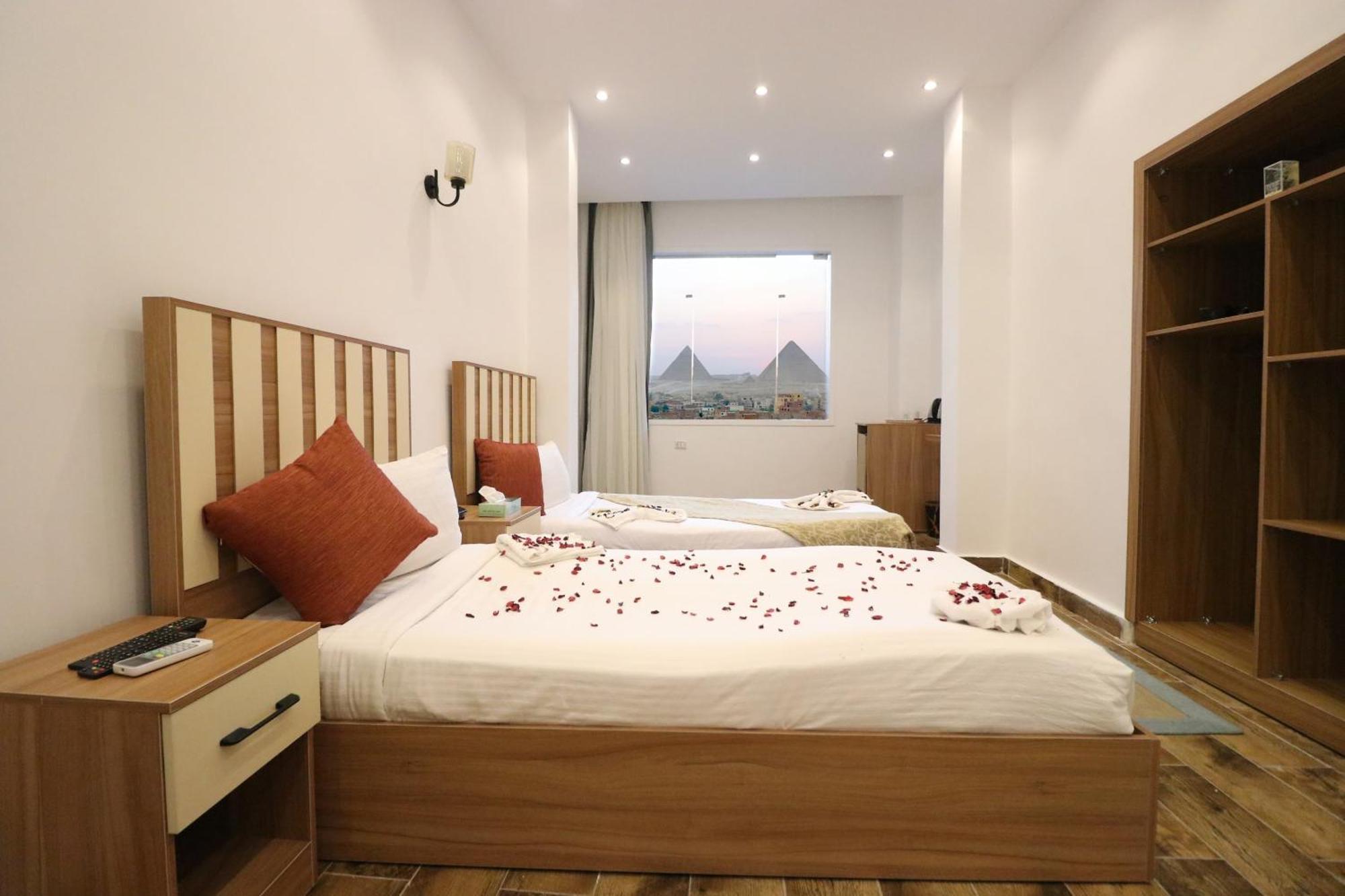 West Pyramids Hotel Kafret el-Gabal Екстериор снимка